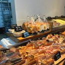 대구동평초등학교 | 대구 칠곡 베이커리 맛집 메종드빵 소금빵 1티어, 두바이 크로피, 딸기 케이크 후기 내돈내산