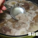 황금뚝배기 이미지