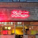 훅(HOOC) | 치즈버거 피자가 맛있는 영대 분위기 좋은 술집 &#39;훅(HOOC)&#39;