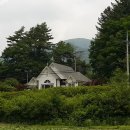 산아래 하우스 이미지