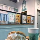 예성대로 1L | 충주 호암동카페 커피마마퀸 : 따뜻한 아메리카노, 피넛딸기와플