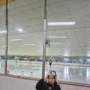 스케이트 대여실 옆 이미지