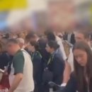 우크라, 푸틴 귀국 맞춰 드론 폭격…공항 4곳 마비 이미지
