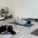 요가수업 이미지