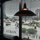 현대백화점 정문 이미지