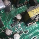 대덕건재 | [수리후기] YASKAWA 서보 드라이브 CACR-SR20BE13D: 전원 인가 시 폭발음 및 소손 증상 수리