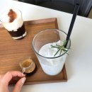 봉평동이네설악점 | 가평 카페 탁 트인 숲 뷰, 어라운드 엘 (가평 홈마트 옆)