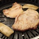 지리산왕재봉흑돼지