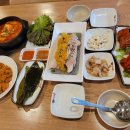 돈통마늘보쌈 - 동구 문현로 37 | 돈통마늘보쌈