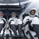 우주여행 이미지