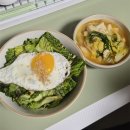 우영수지 | [3월 n주차] 비는 심술꾸러기. 지나가는 사람에게 물을 쏟아 부으니까.