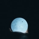 MOON river 이미지