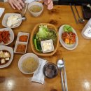 족발야시장송도트리플스트리트점