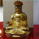 용문사 소장 목조석가여래좌상 이미지