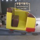 비행기조형물 이미지