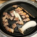 위가네 삼겹살전문점 | 명동 고깃집 황금목장 2호점 선진포크한돈 전문점 명동 삼겹살 맛집 추천