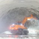 열차와 하루 이미지