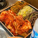 총각네솥뚜껑삼겹살