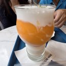 홍시에반하다 | 강남 카페 본부케(Bon Bouquet) 방문기 🍊 크리미한 홍시 스무디에 반하다