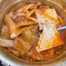 양재역 7번출구 옆 이미지