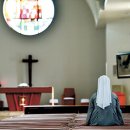 신도연못 옆 이미지