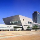 일가정양립지원본부실내수영장 이미지