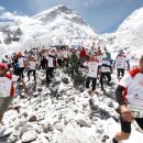 세계 최고 높은 에베레스트를 달린다. 네팔의 `에베레스트 마라톤 대회` 소개 이미지