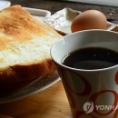 하루에커피 이미지