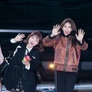 아이오아이(I.O.I) 최유정-전소미, ‘공항에서도 비글비글해’ 이미지