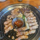 고기 굽는 남자 이미지