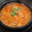 죽여주는 김치찜 이미지