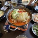 욕쟁이 할매닭발 이미지