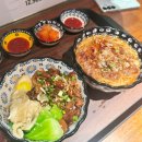 족발푸드 | 부천 현대백화점 푸드코트 맛집 '시먼당' 족발덮밥, 우삼겹 대만국수 후기