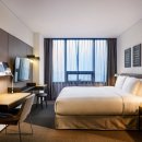 세븐일레븐 효성현대점 | 공덕역 9번 출구 직결! 평점 9.6이 증명하는 완벽한 도심 스테이 글래드 마포