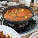 엄마와 까치집 두개 이미지