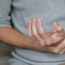 루푸스, 원인을 알 수 없는 피로와 발진 이미지