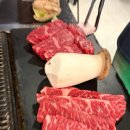 오성축산 | 왕십리 고기집 대장 등장! 육성 소고기, 돼지고기 두께 실화냐..? 🥩