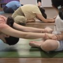 아이랑 커플 요가 | 일산요가홀릭_가정의달 특집 엄마랑 아이랑_아크로요가