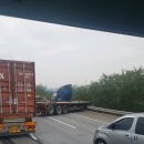 평택분기점 사고~ 이미지