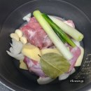 20250414-0420 후기이유식 3차 첫째주 : 돼지고기, 톳, 애플망고