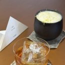 스윗펀치 | [용산/한남] 한남동 신상카페 언페이지 방문후기 (feat. 유튜버 안스타 카페 / 추천메뉴 펀치, 스윗티스)