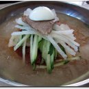 용밀면
