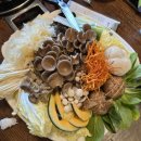 평일 점심에도 웨이팅? 용인 공세동 맛집 ‘홍두깨칼국수’ 한우버섯샤브샤브 &amp; 파전 솔직 후기!