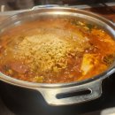 미사일 부대찌개 이미지