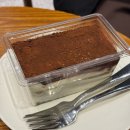 레이디본 | 스타벅스 레이디핑거 티라미수 케이크 직접 먹어본 후기와 칼로리 정리