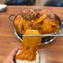 묵은지감자탕 이미지