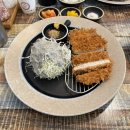 미소짓는 돈까s집 이미지