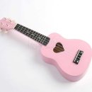 우쿨렐레 이미지