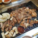 지리산 흑돼지 복있는 농장 이미지