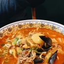 짜장과짬뽕사이영하점 | [한양중식 잠실점]맛있는 차돌짬뽕, 탕수육, 깐풍새우를 먹다보니... - 롯데마트6층 중국집